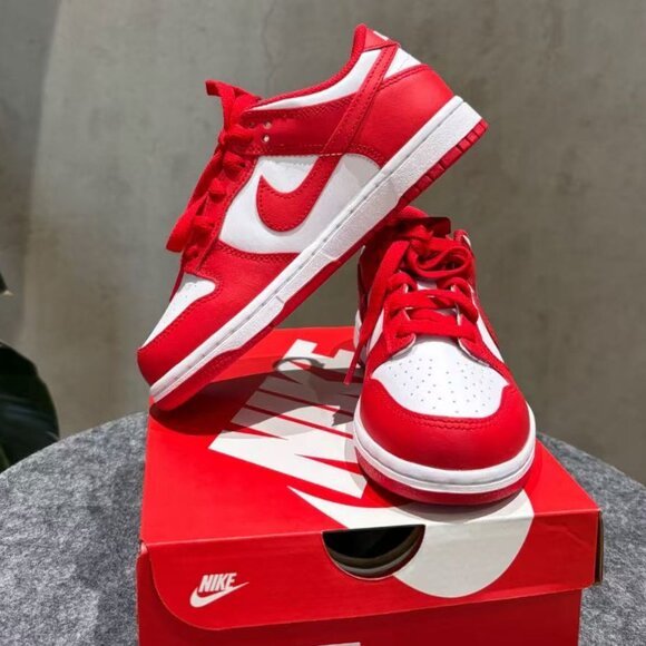 New Nike Dunk white and red women's sports shoes - Picture 3 of 4
